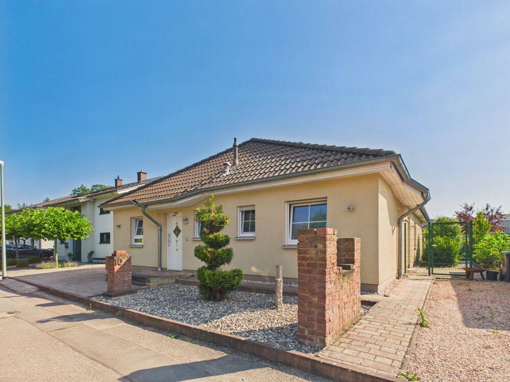 Exklusiver Bungalow ca. 150m² in Bester Lage „Campus Nobel“ – stilvolles Wohnen in Saarwellingen, 66793 Saarwellingen