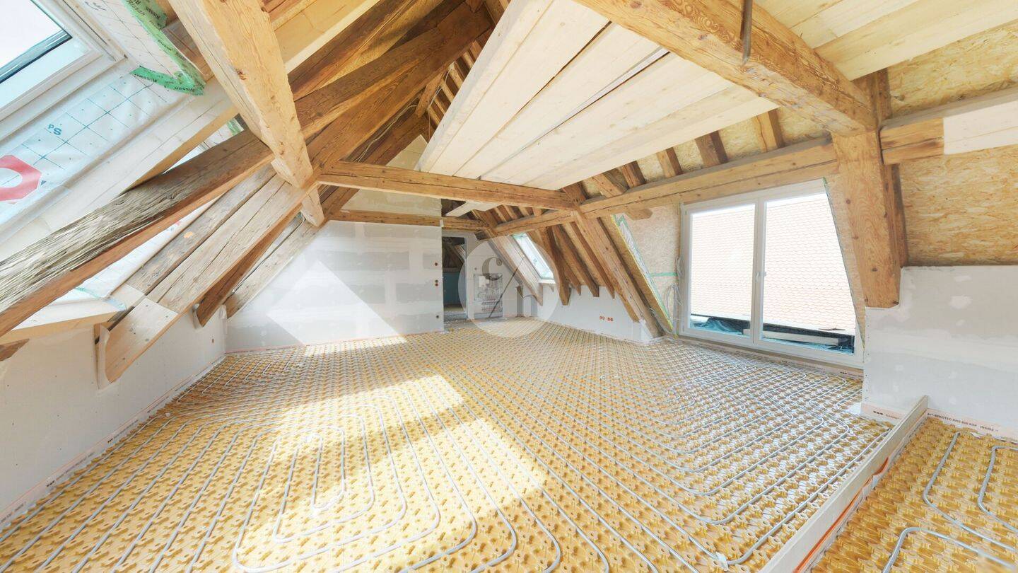Highlight im Denkmal | Exklusive 4 Zi. DG-Wohnung mit Loggia & offenem Giebel zur Miete, 79254 Oberried