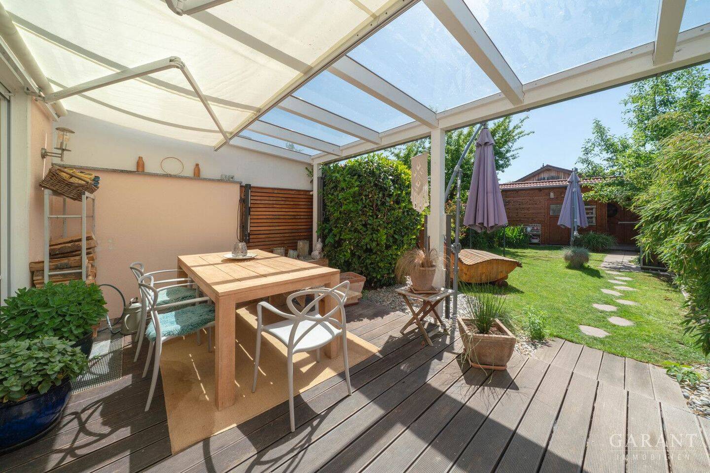 Modernisiertes Reiheneckhaus mit Kamin und ausgebautem Dachgeschoss in Wolfratshausen, 82515 Wolfratshausen