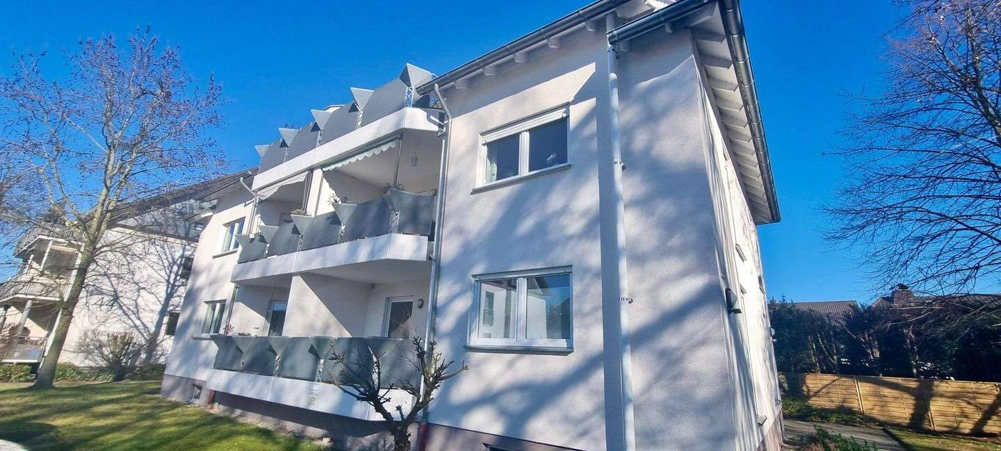 Die erste eigene Wohnung? – Pfiffige Maisonette mit sonniger Balkonterasse, 33106 Paderborn