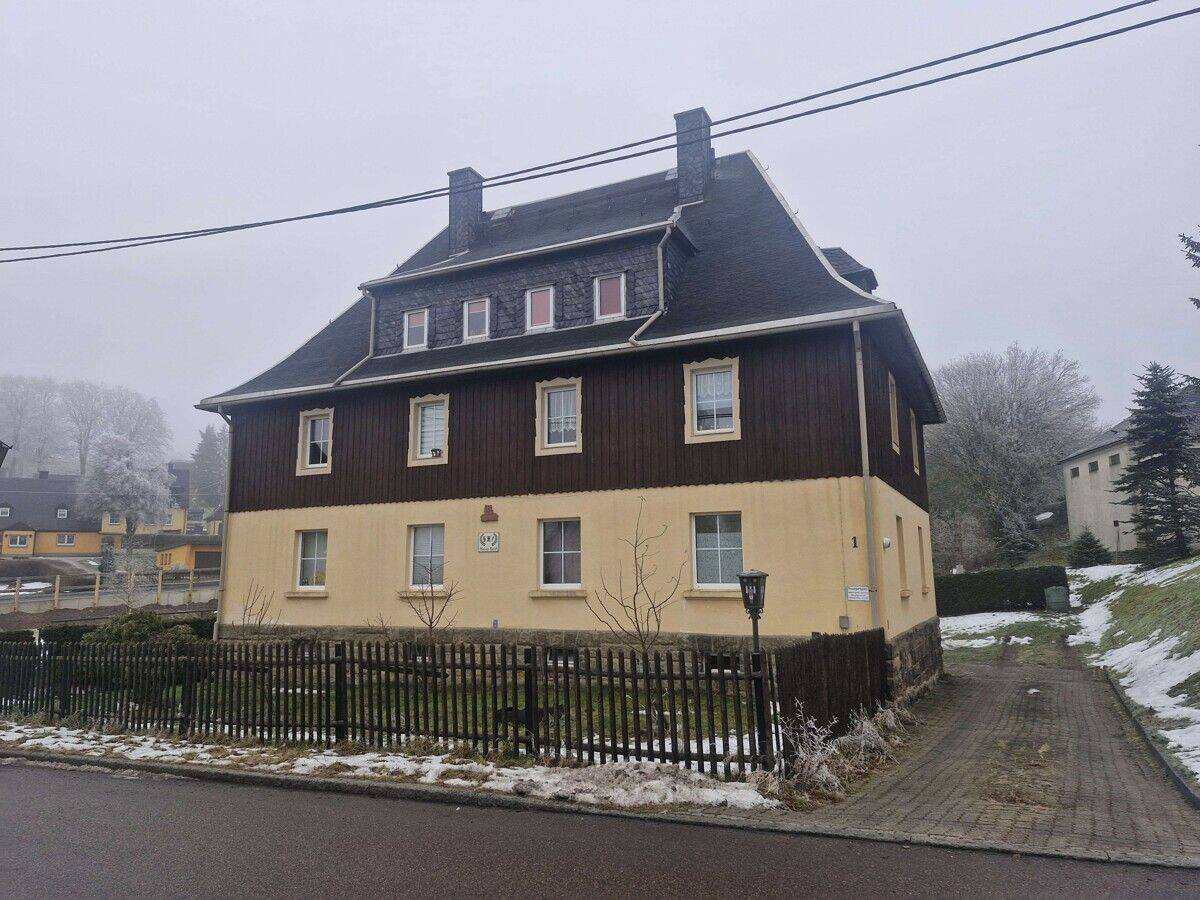 Attraktives Mehrfamilienhaus in ruhiger Wohnlage von Seiffen!, 9548 Seiffen/Erzgeb.
