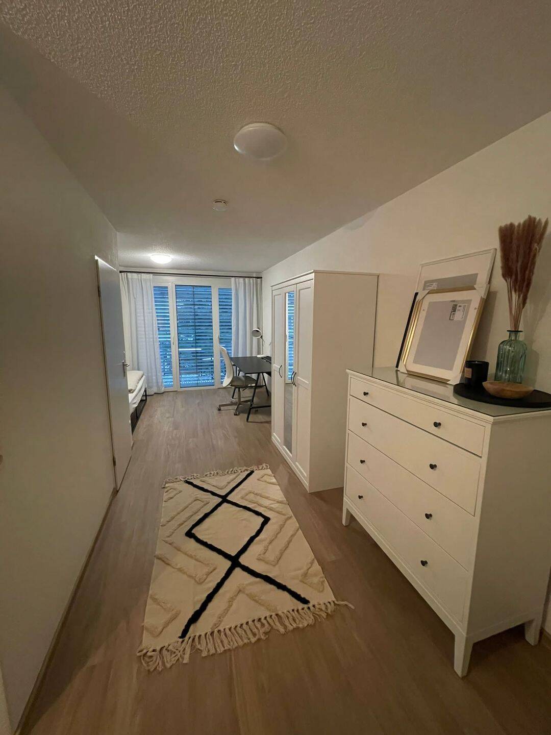 Schöne 1-Zimmer-Wohnung mit Balkon, 78467 Konstanz
