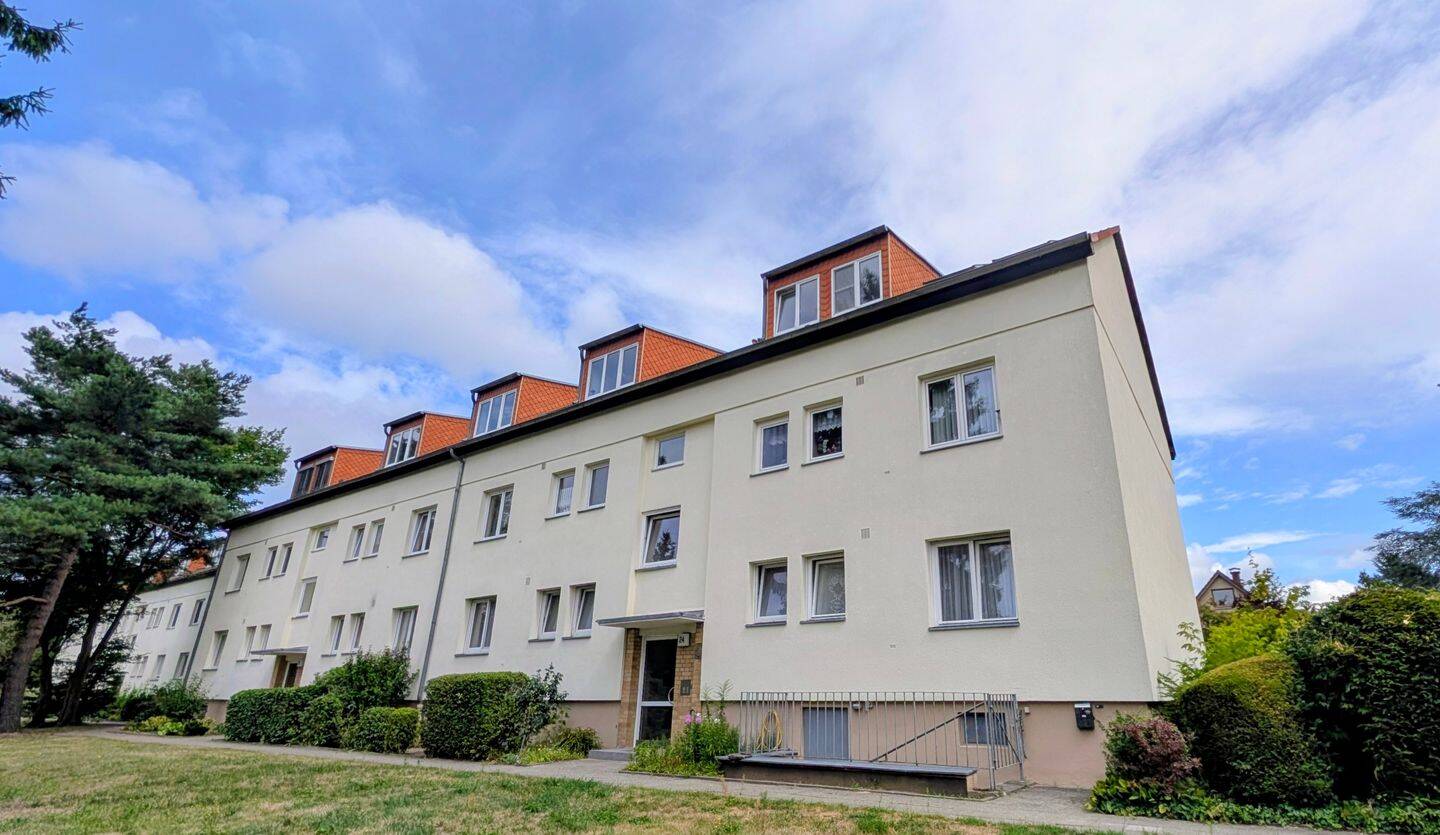 Willkommen in Ihrer Wohlfühloase: Lichtdurchflutete 3-Zimmer-Wohnung im Grünen mit Balkon, 13593 Berlin (Spandau)