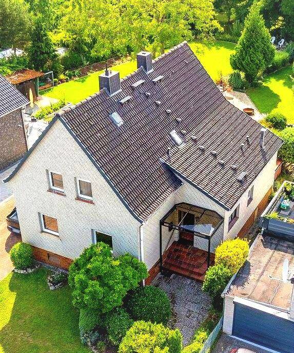 Charaktervolles, freistehendes Einfamilienhaus mit großem Gartenpotential in Hannover – Herrenhausen, 30419 Hannover