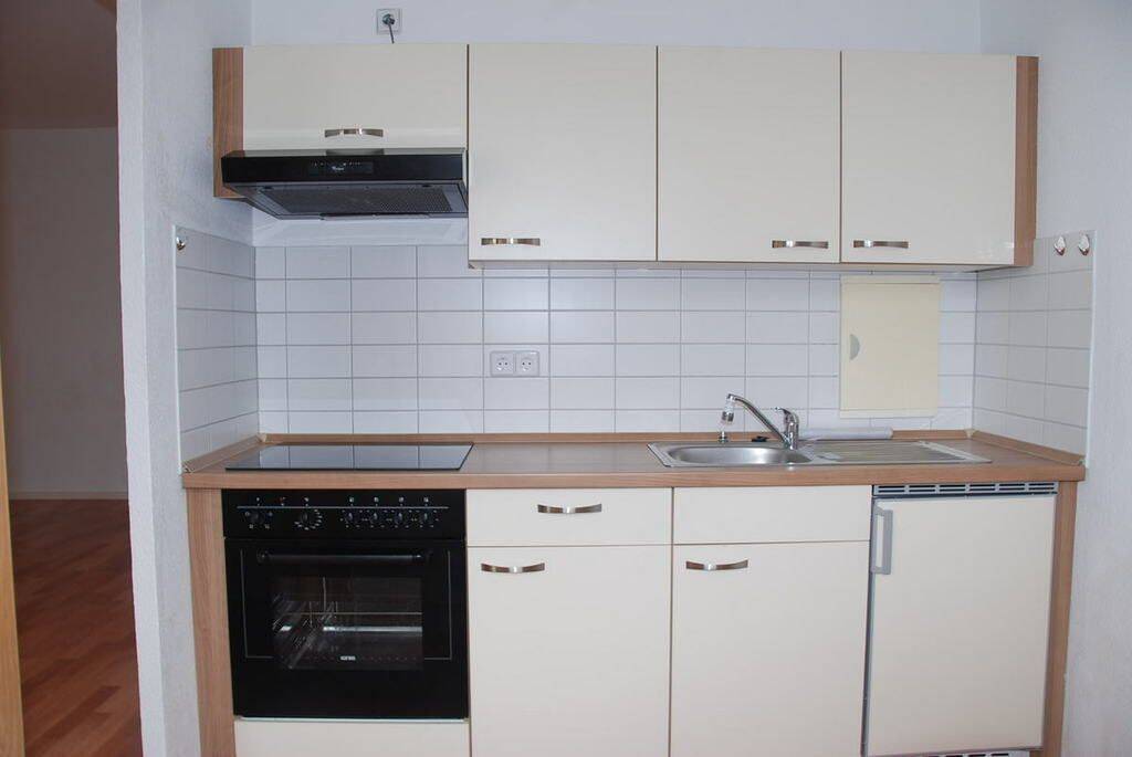 1-Raum-Wohnung mit Einbauküche und Balkon, 9123 Chemnitz