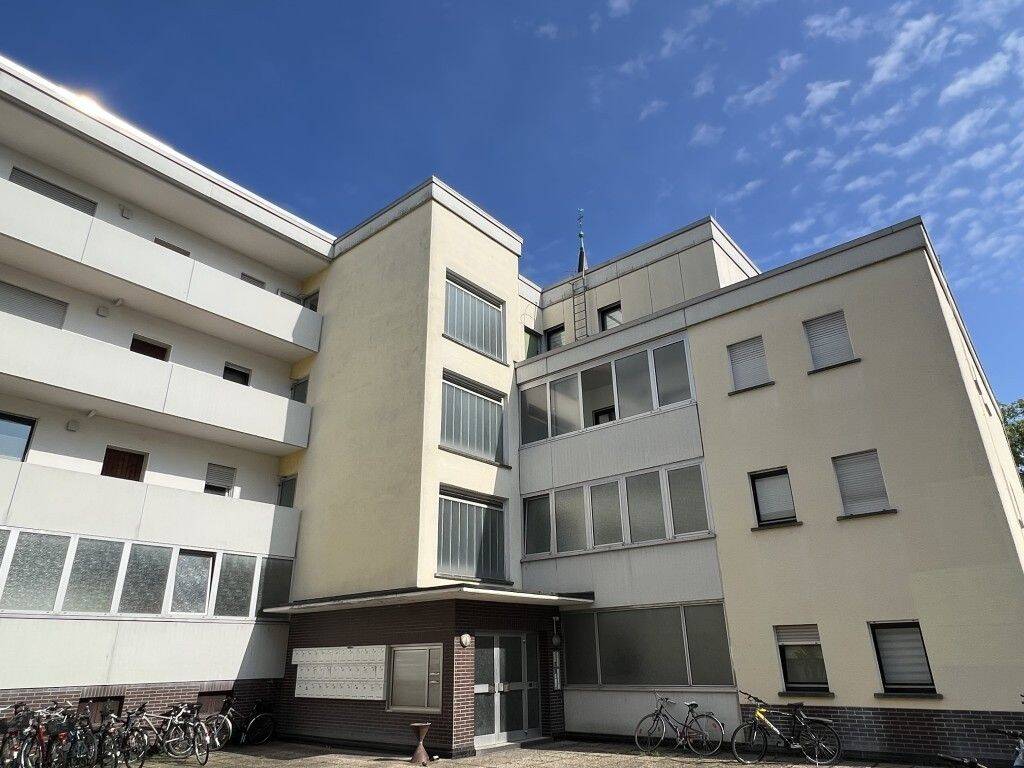 Gemütliche 3 Zimmer-Wohnung mit Balkon in zentraler Lage zu Innenstadt + UKGM, Wilhelmstr. 19, Gießen, 35392 Gießen