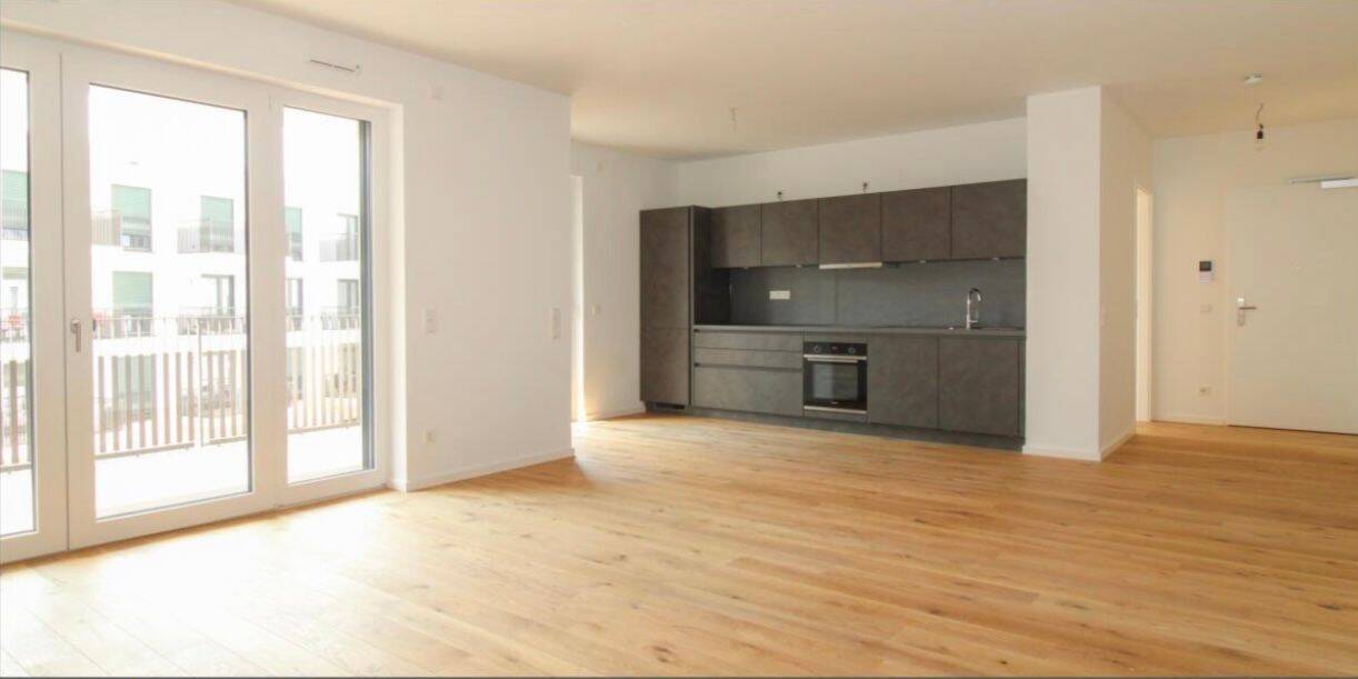 Neubau: Lichtdurchflutete 4 Zi Wohnung, 85354 Freising