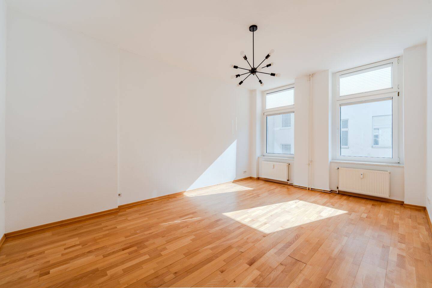 Lichtdurchflutete Kiezwohnung am Akazienkiez – Provisionsfrei & bezugsfrei, 10823 Berlin (Tempelhof-Schöneberg Schöneberg)