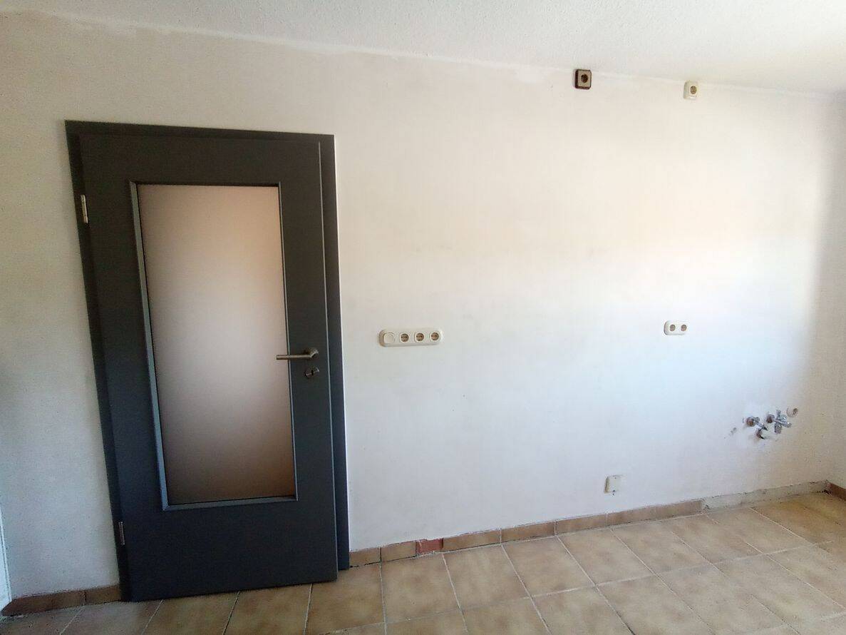 Ruhige 2 Zimmerwohnung in Veitshöchheim zu Vermieten, 97209 Veitshöchheim