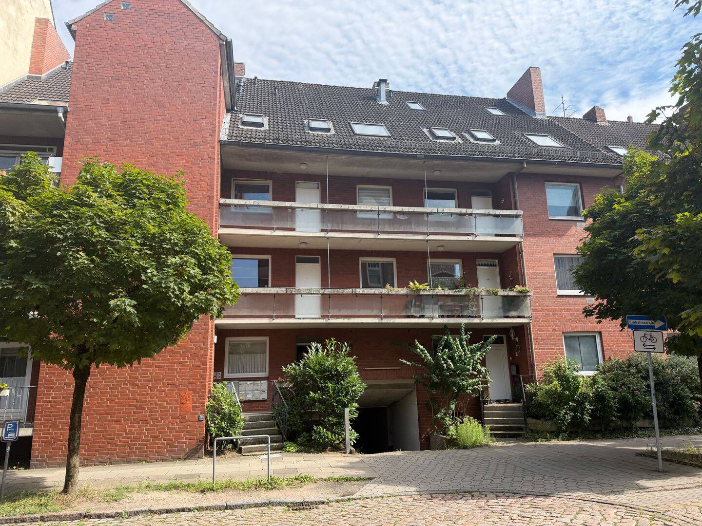 Renovierte 3 bis 4-Zimmer-Maisonette-Wohnung in Hamburg-Bergedorf, 21029 Hamburg (Bergedorf Altengamme Curslack)