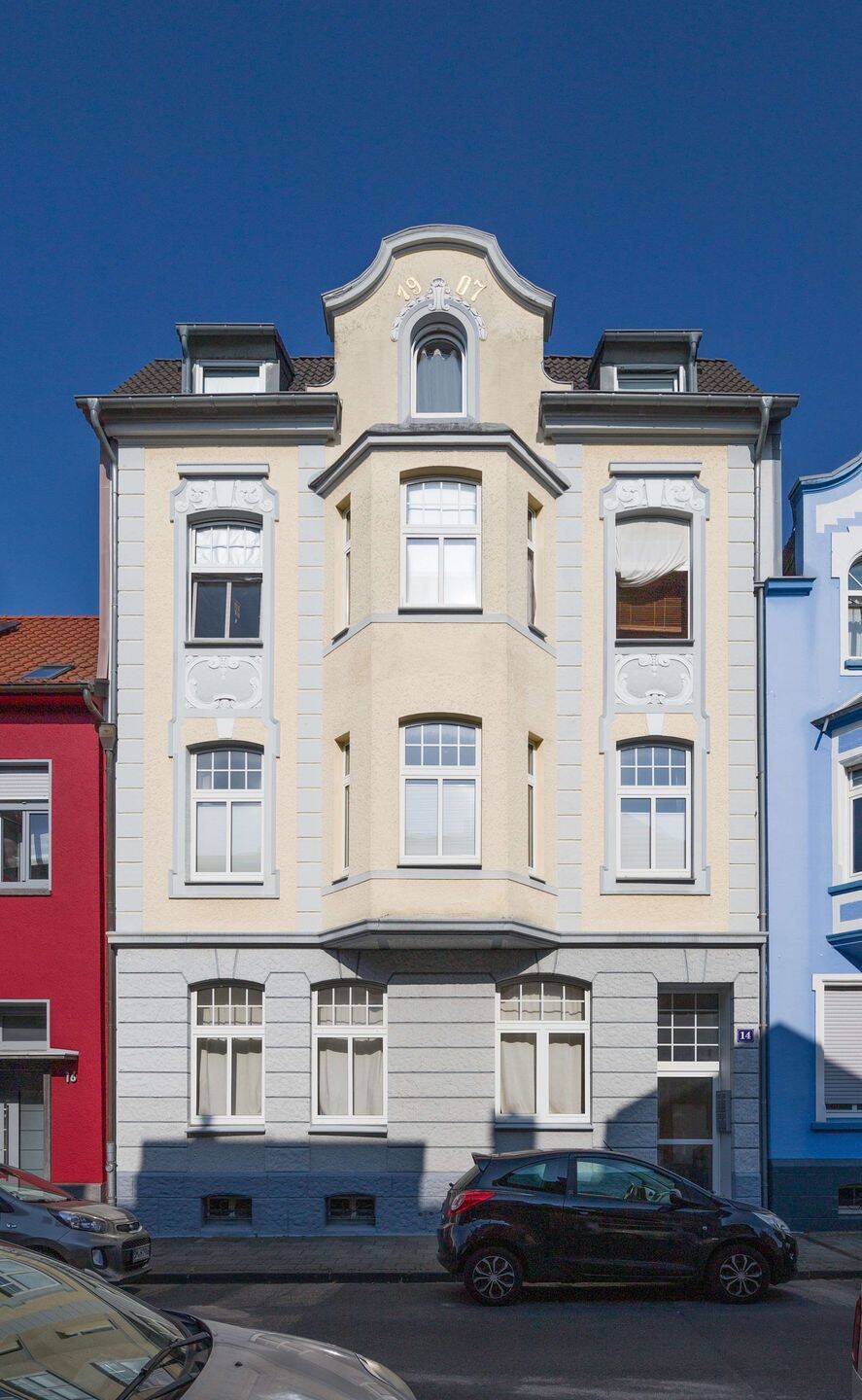 MG-Geneicken: Top modernisiertes Jugendstilhaus mit 4WE, Garten u. Balkone, 41238 Mönchengladbach