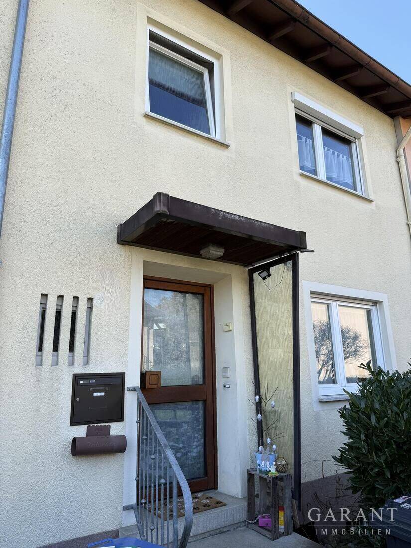 Reihenmittelhaus in sehr guter, bevorzugter Lage!, 71332 Waiblingen
