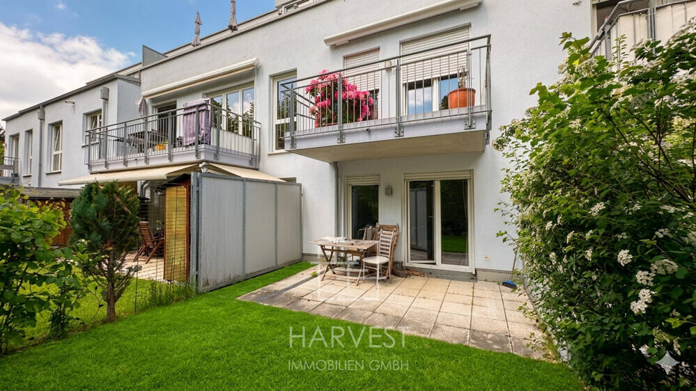 Stilvolle Gartenwohnung Baujahr 2013 mit Süd-Ausrichtung, Terrasse & Tiefgarage in München-Moosach, 80993 München (Moosach)