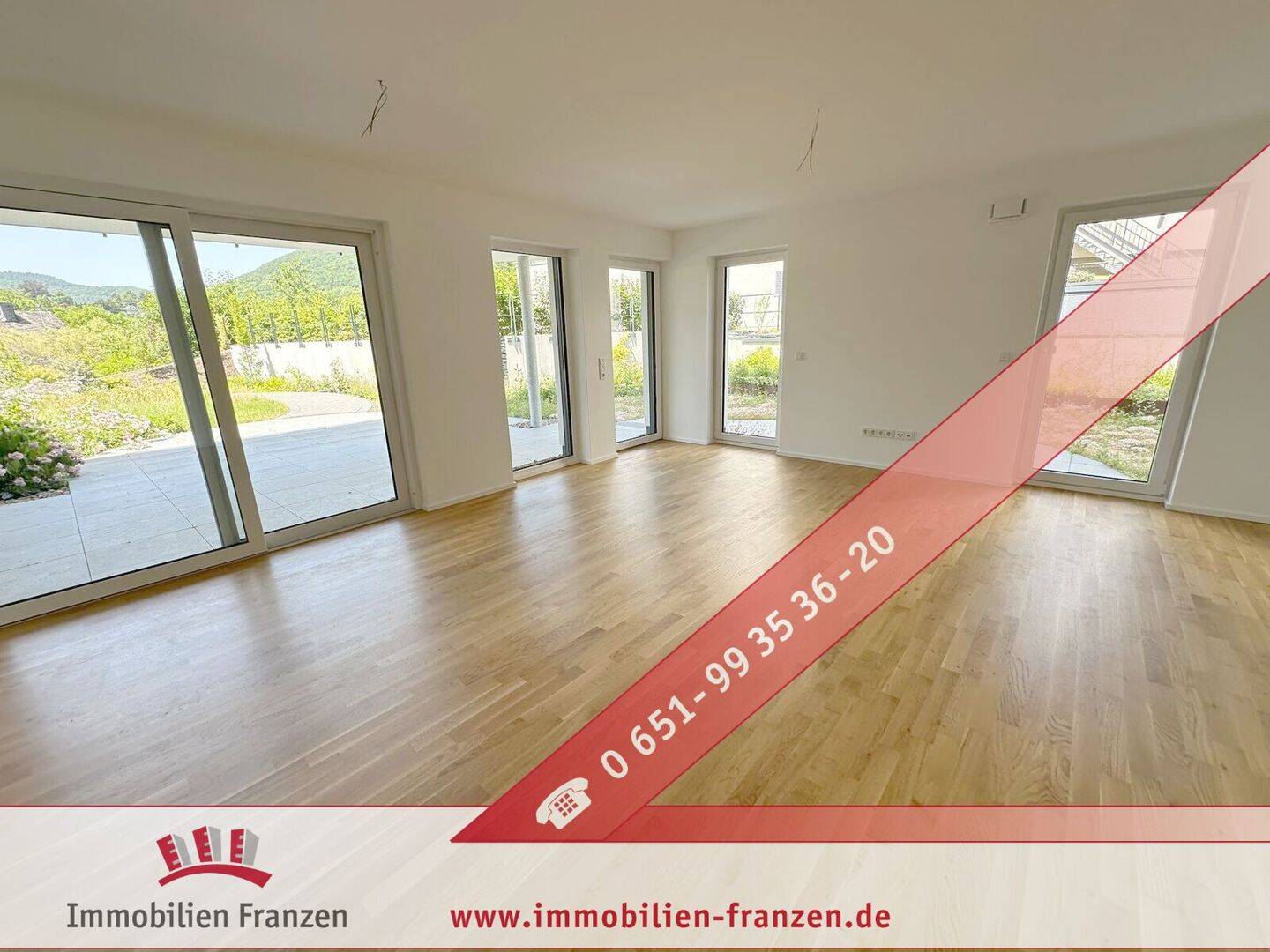 Stilvolle 104 m² Erdgeschosswohnung im Neubau, sonnige Terrasse, modernes Bad und Stellplatz, 56859 Alf