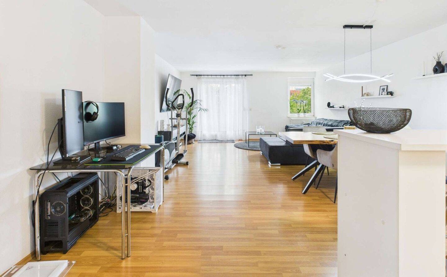 Super zentrale 2-Zimmer-Stadtwohnung in Ludwigsburg, mit neuer EBK und TG-Stellplatz!, 71634 Ludwigsburg
