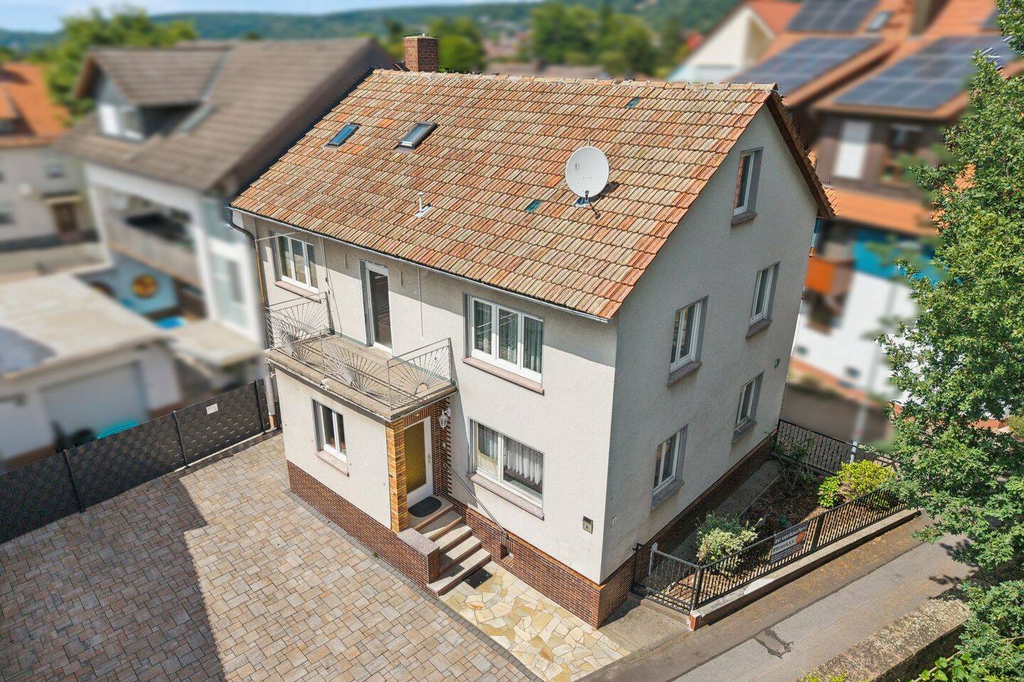 Doppelhaushälfte in zentraler, aber ruhiger Wohnlage, 63589 Linsengericht