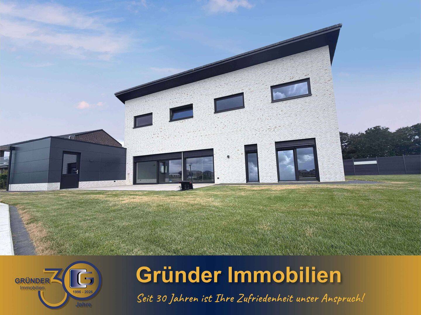 Provisionsfrei für Käufer! Ebenerdiges Traumhaus in einmaliger Seelage !, 49770 Herzlake