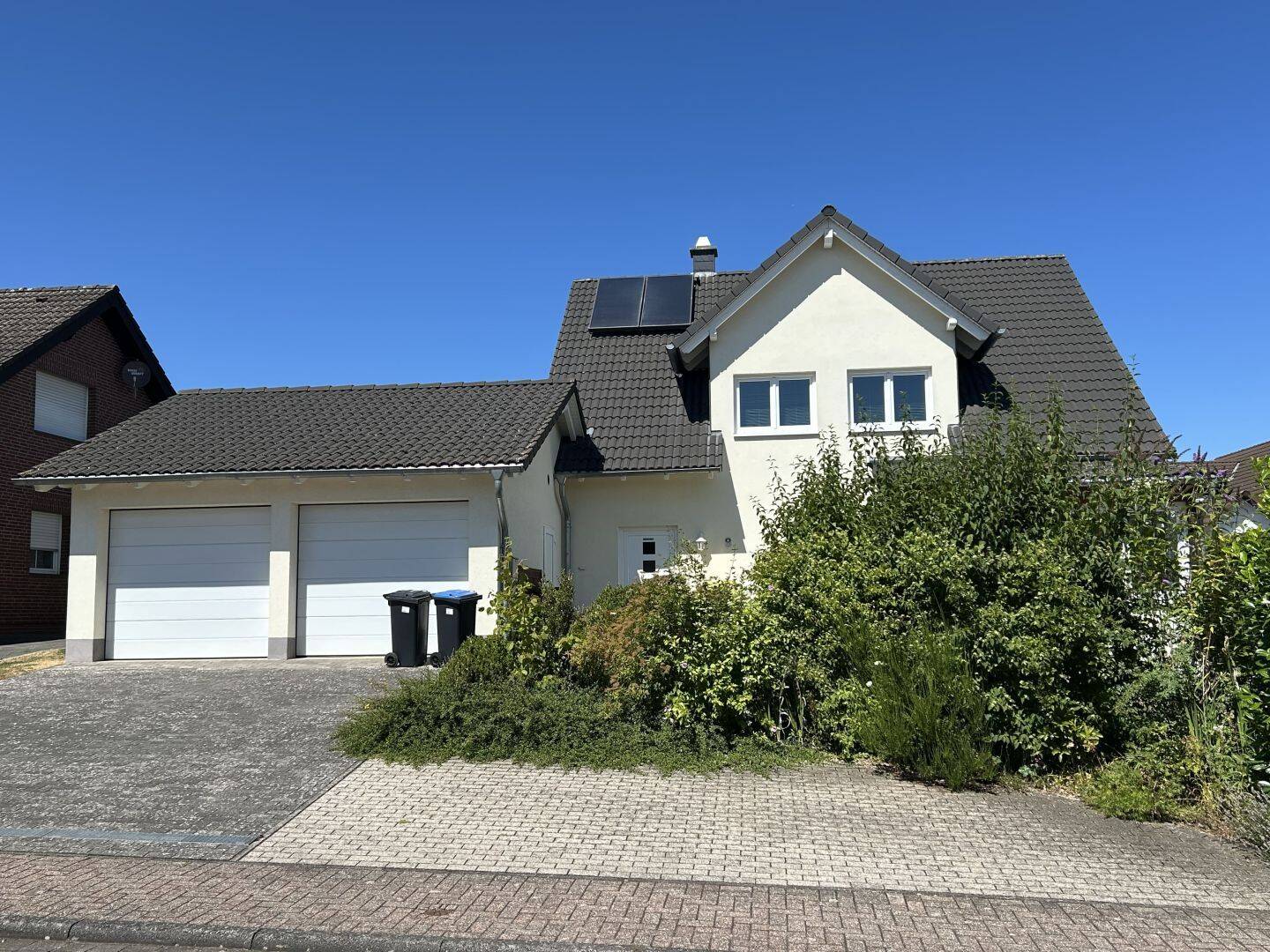 Modernes Einfamilienhaus mit Wintergarten in Wolken, 56332 Alken
