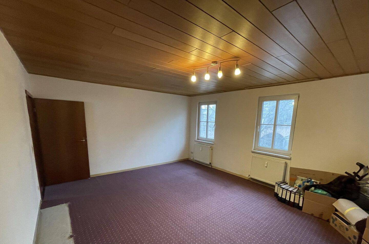 2 Monate mietfrei – Wohnung zum selbst renovieren in Top Lage 3 ZKB, 55545 Bad Kreuznach