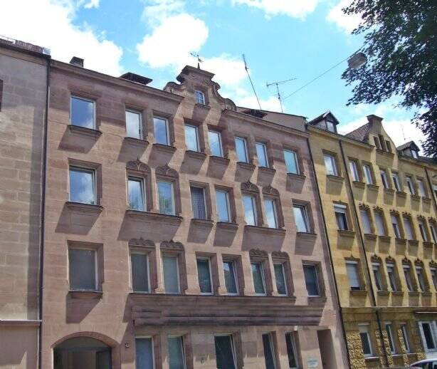Ideal für 1-2 Personen: Gepflegte 2-1/2-Zi-Wohnung Südstadt/Voltastrasse ohne Balkon/ohne Lift im 3. OG, 90459 Nürnberg