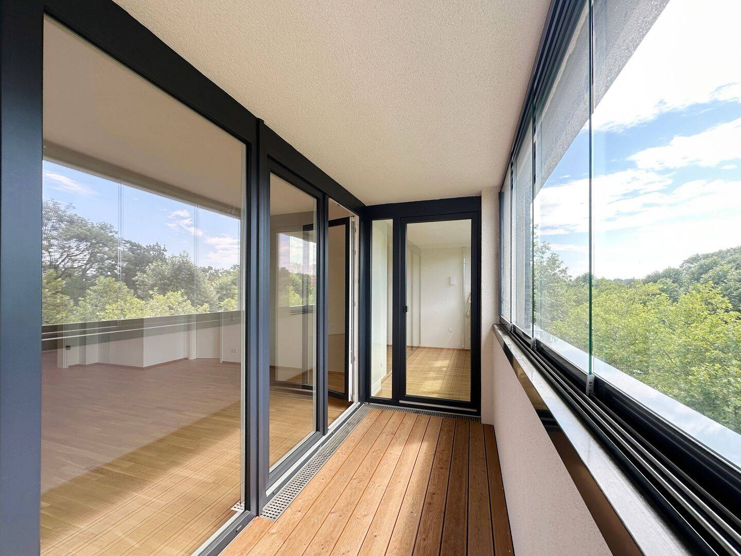 *** Gästehaus am Park * NEUBAU * 4 Zimmer Wohnung * 2 Bäder * 08/2026 ***, 4107 Leipzig (Zentrum Zentrum-Süd)