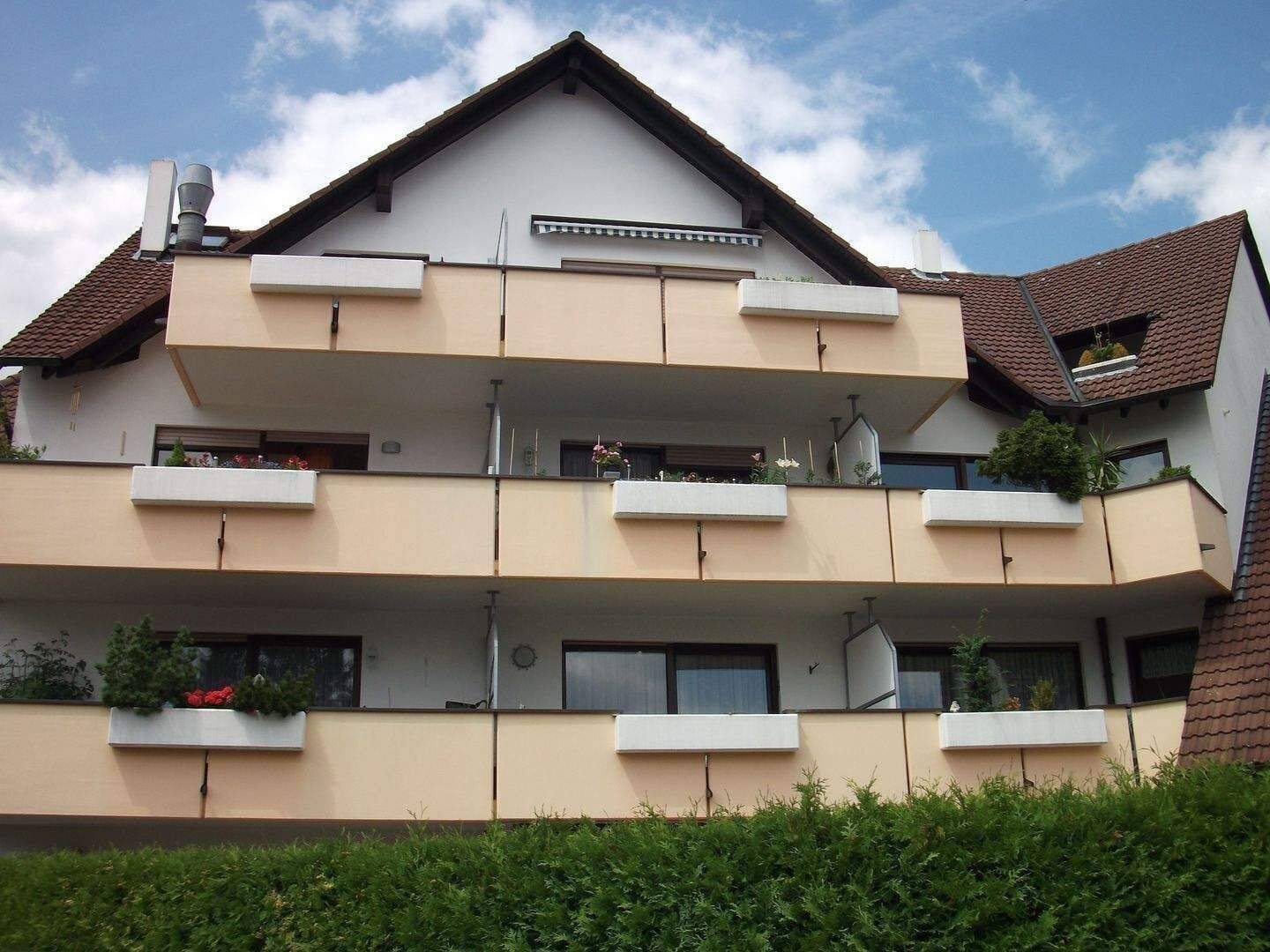 Dachgeschoss-Wohnung mit Ausblick, 90522 Oberasbach