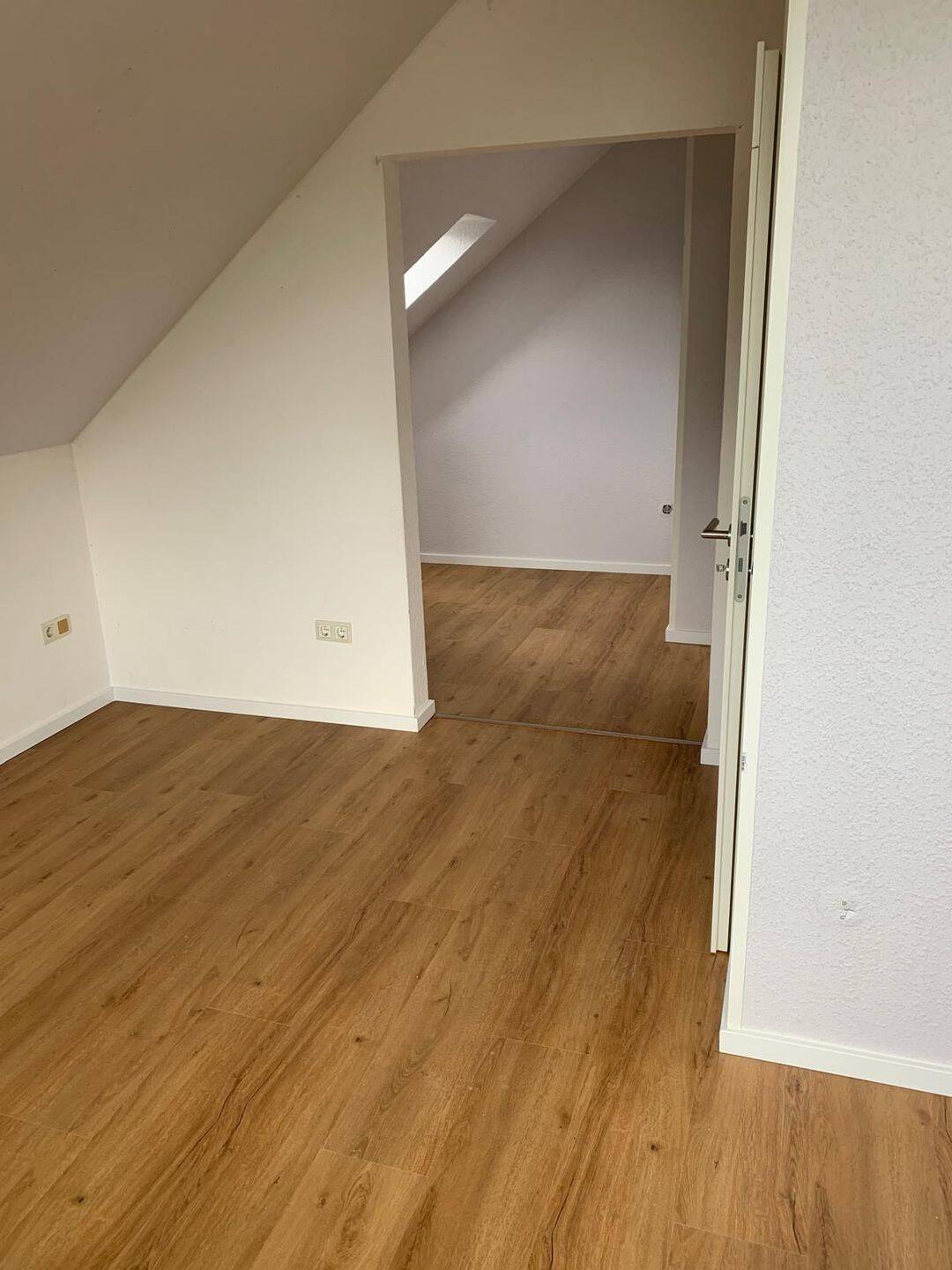 Charmante & helle 3,5 Zimmer DG-Wohnung, 49477 Ibbenbüren