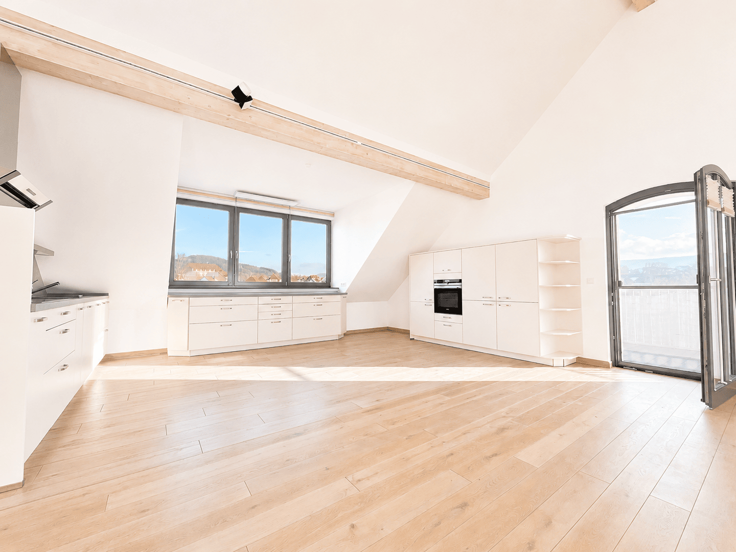 Stilvolle 131 m² Wohnkultur über den Dächern der Eschweger Altstadt, 37269 Eschwege