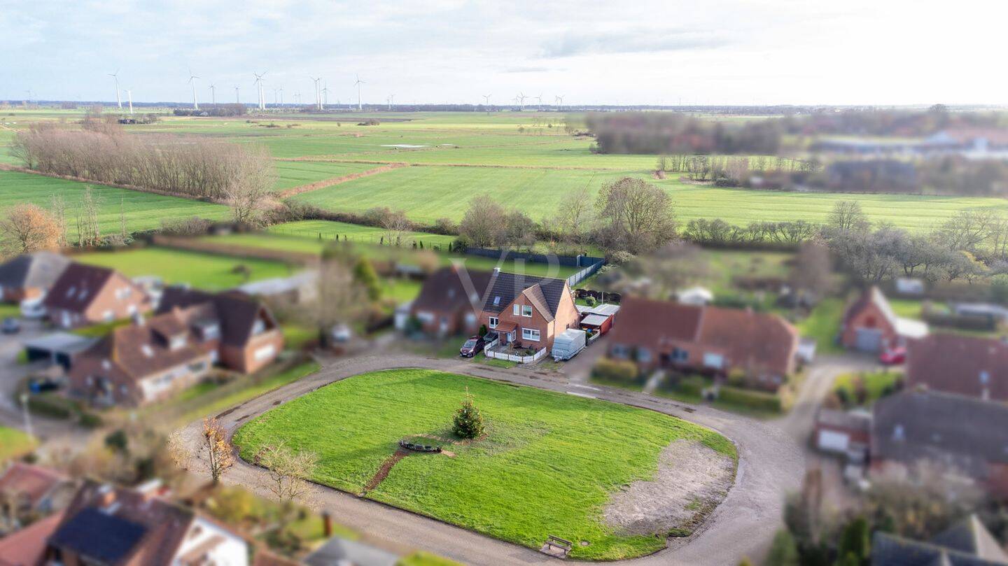Ein Zuhause mit Freiraum – Sanierte Doppelhaushälfte auf 2.752 m² Grundstück, 26736 Krummhörn