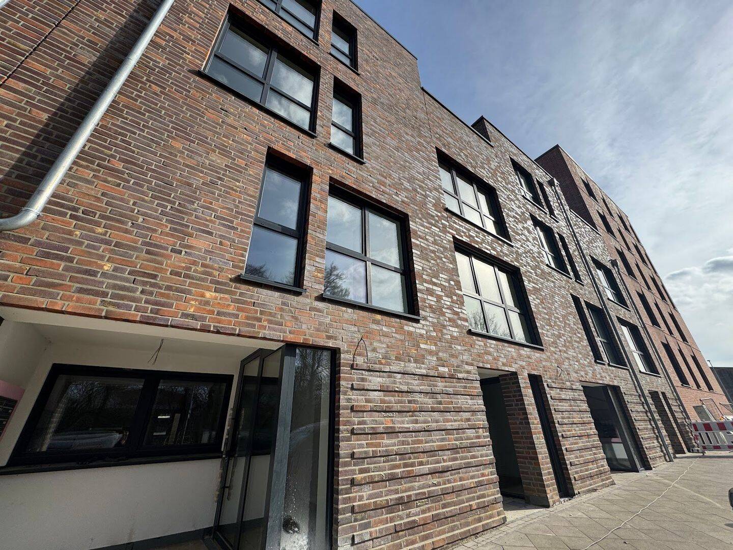 Dein neues Zuhause im Limmerquartier – Erstbezug einer 4-Zimmer Maisonettewohnung, 30453 Hannover