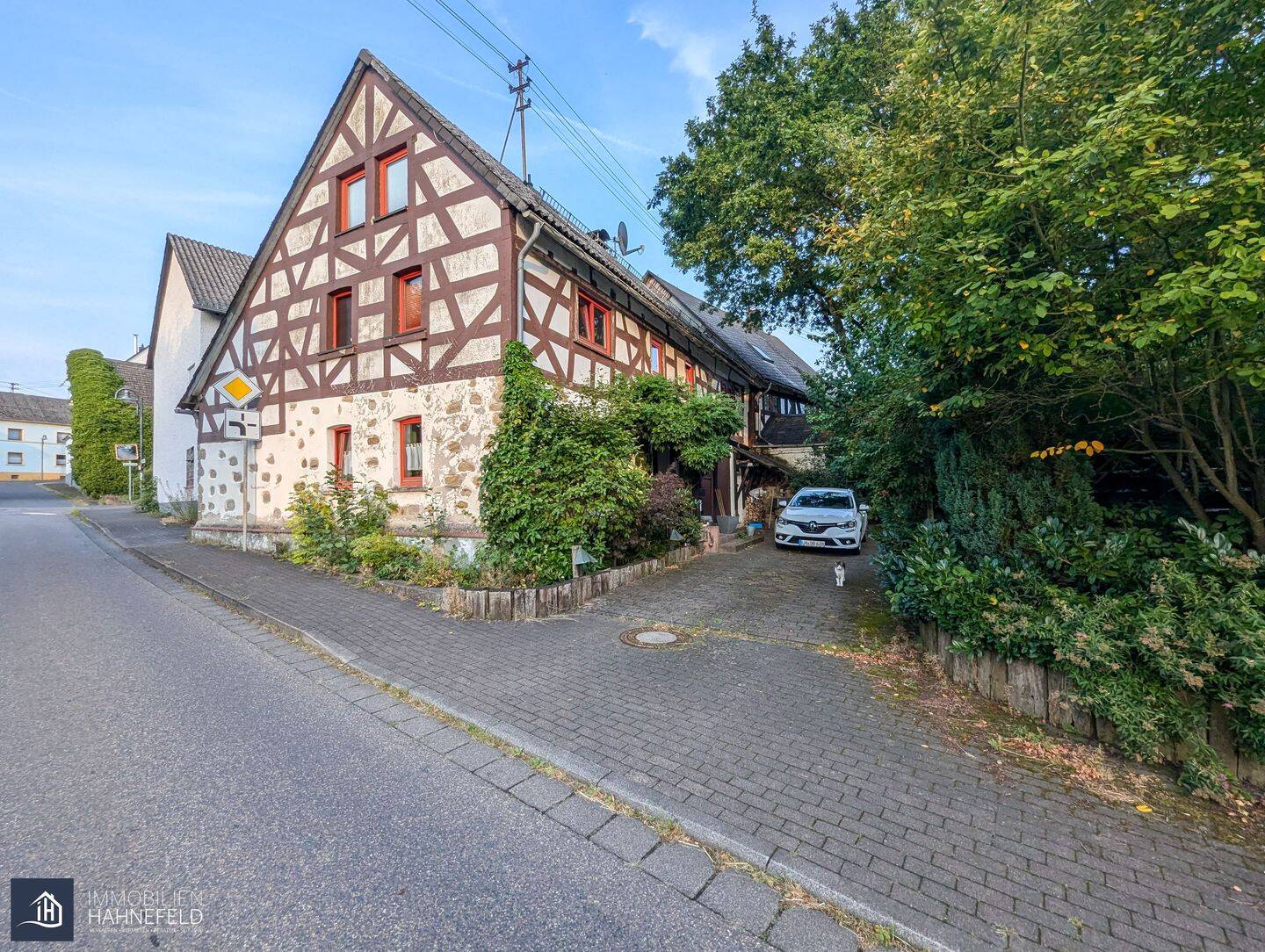 Charmantes Westerwälder Bauernhaus mit Loftcharakter, Scheune und viel Platz zur Entfaltung, 56242 Ellenhausen
