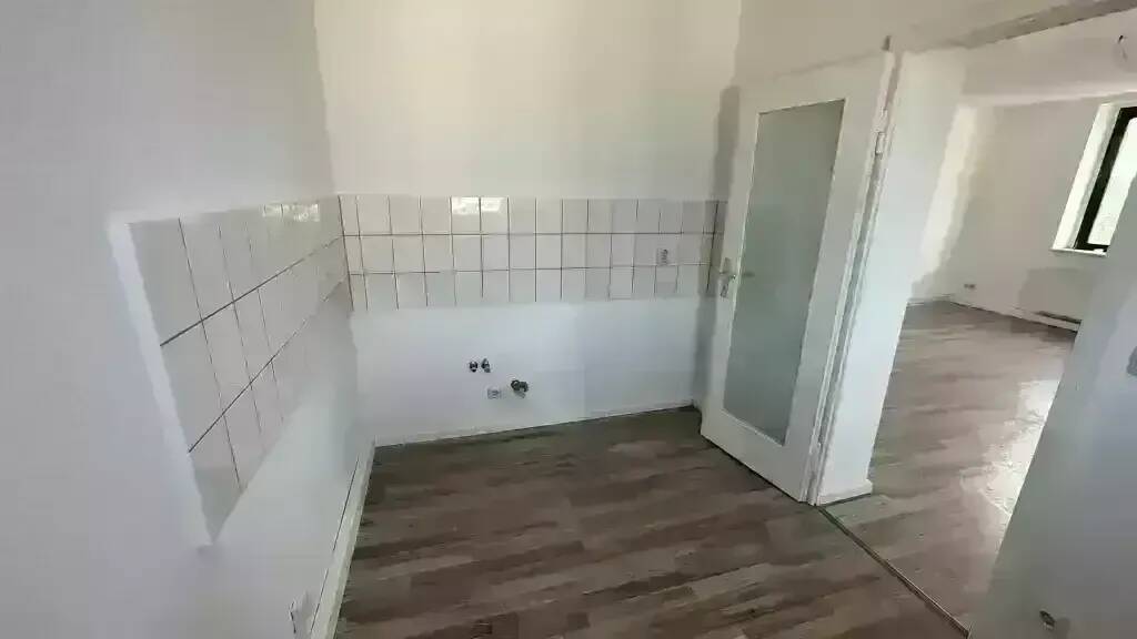Wohnen im Dachgeschoss – 3-Raumwohnung –, 9126 Chemnitz (Altchemnitz Bernsdorf Gablenz Lutherviertel Sonnenberg)