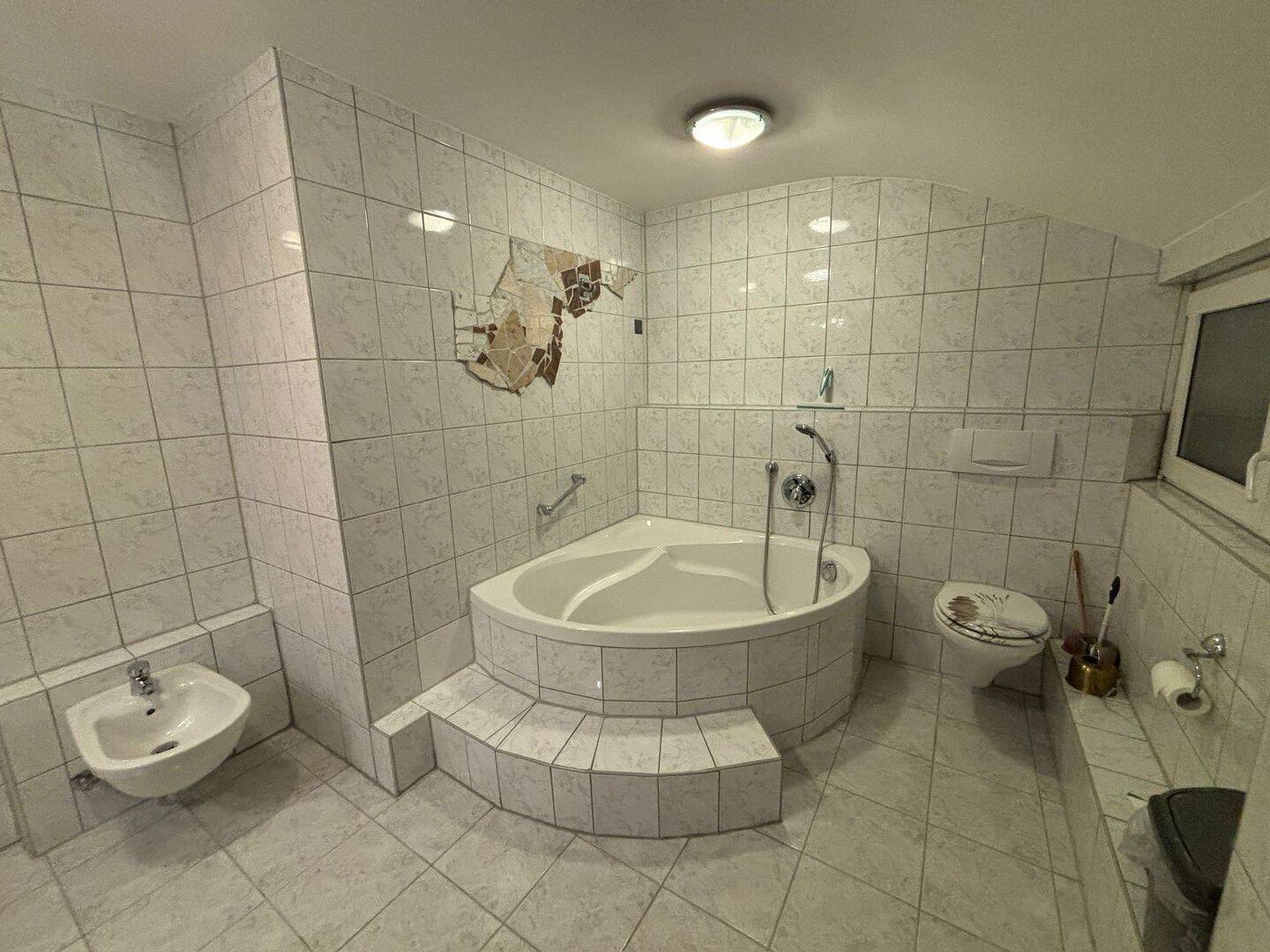 Schöne 2 Zimmer Wohnung, 74372 Sersheim