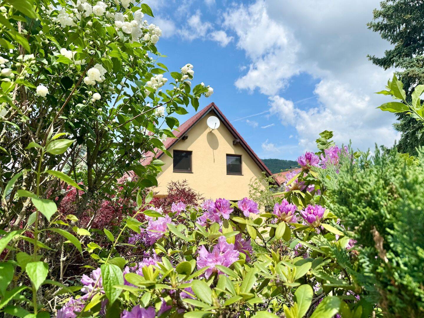 Gemütliches und idyllisches Einfamilienhaus – ideal für Familien!, 1326 Dresden