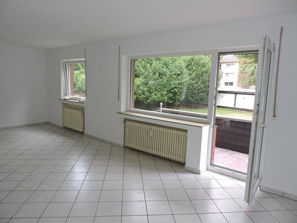 Frechen-Bachem: Wunderschöne helle große 3 Zimmer Komfortwohnung – Balkon/Garage in grüner Ruhelage!, 50226 Frechen