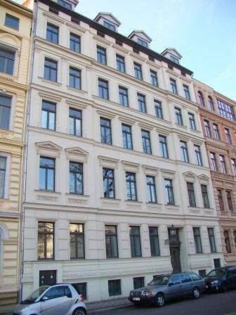 Sanierte 4-Raum Wohnung mitten in der Altstadt sucht Nachmieter., 39104 Magdeburg (Altstadt Buckau)