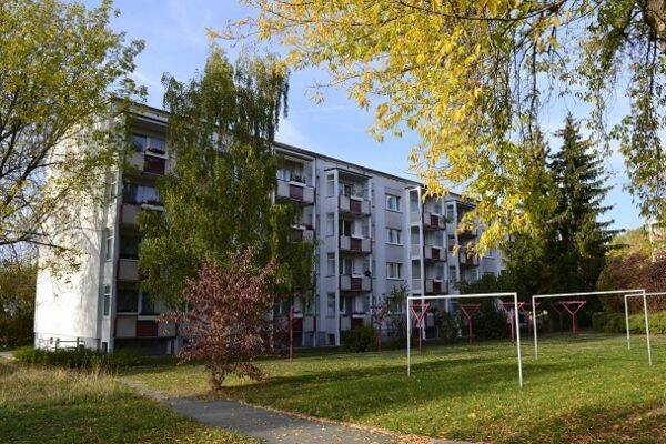 Charmante 3-Raumwohnung in Bieblach nach Ihren Wünschen saniert, 7546 Gera