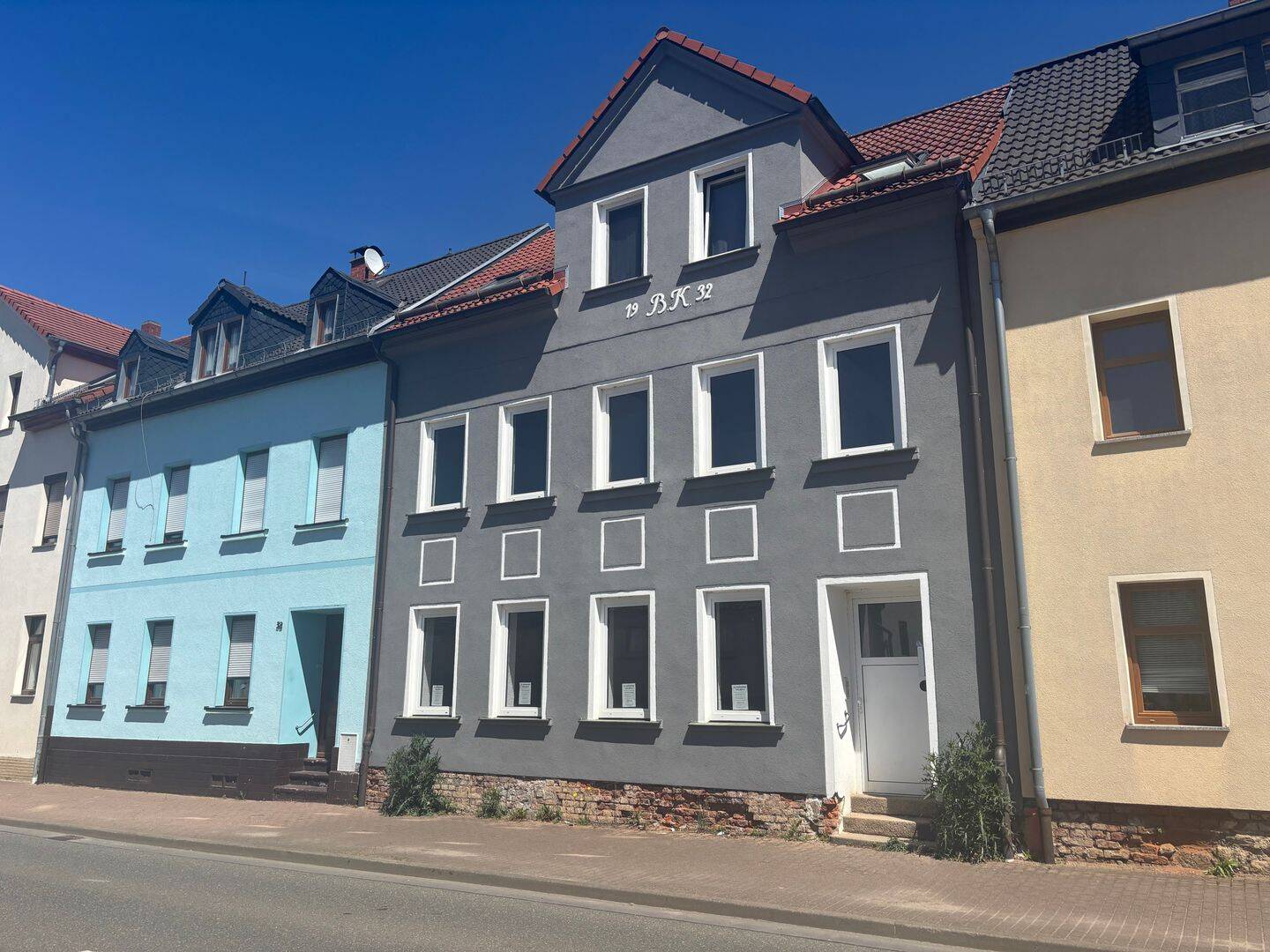Mehrfamilienhaus in zentraler Lage, 4639 Gößnitz