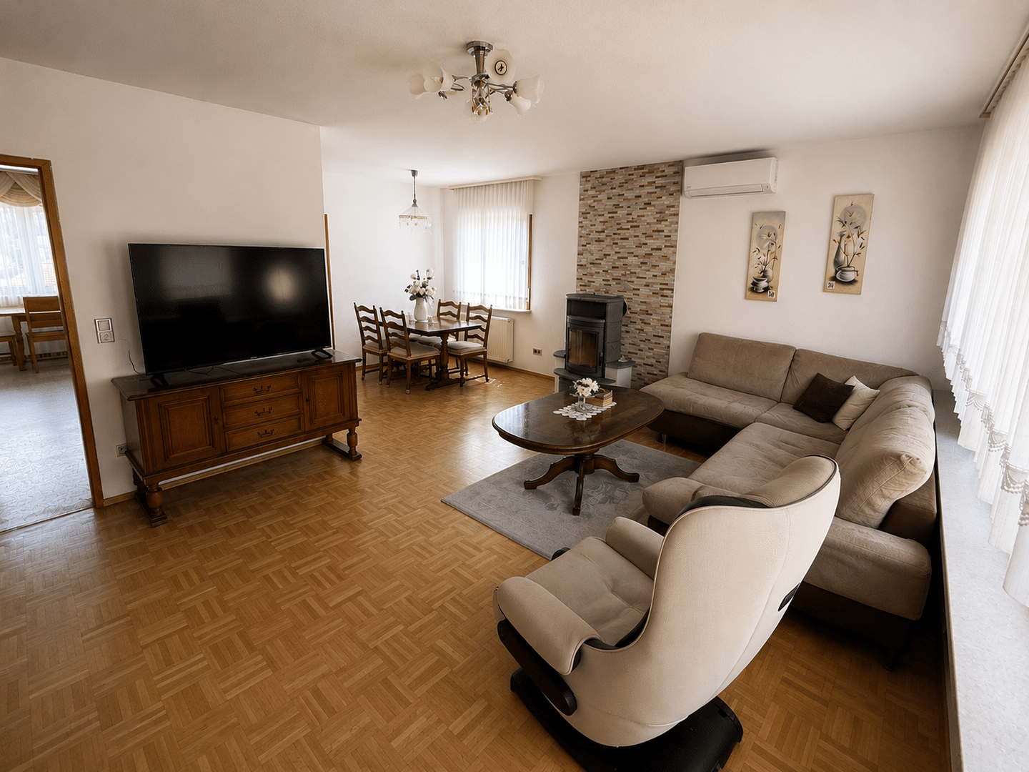 Einziehen und Wohlfühlen – Gepflegtes Einfamilienhaus mit Kamin, Garage und großem Garten, 64658 Fürth