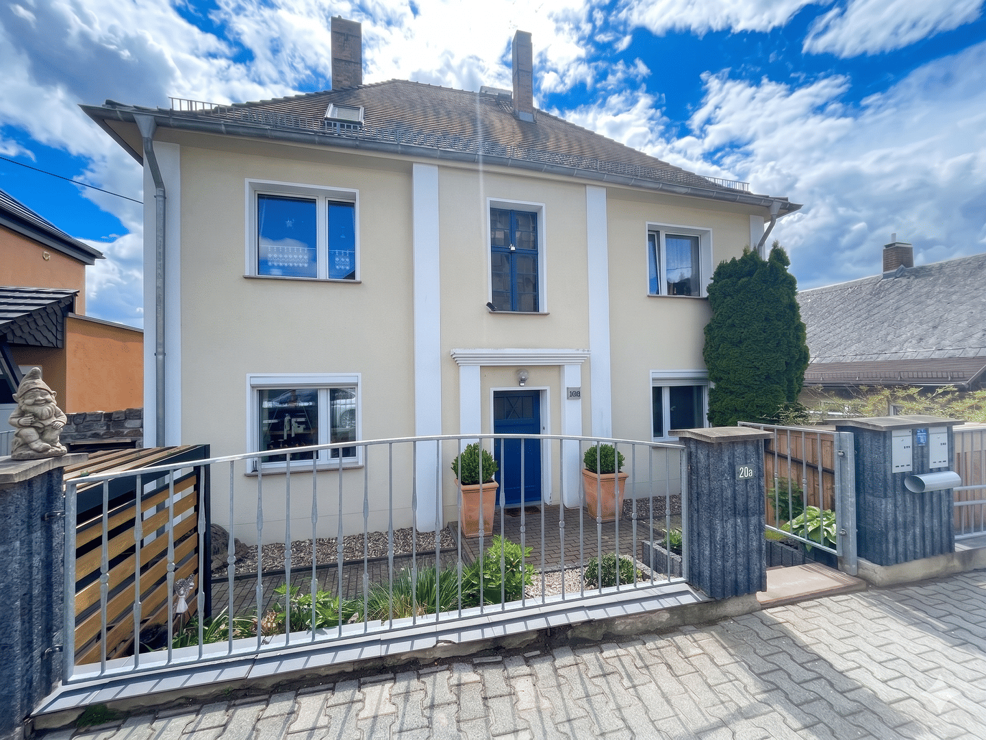 Ein Haus für die ganze Familie über 3 Etagen mit großem Garten und vielen Extras, 6667 Weißenfels