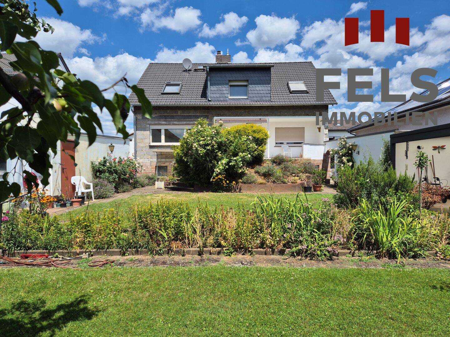 Fantastisches 2-Fam-Haus mit möglicher ELW in Erzhausen, 64390 Erzhausen