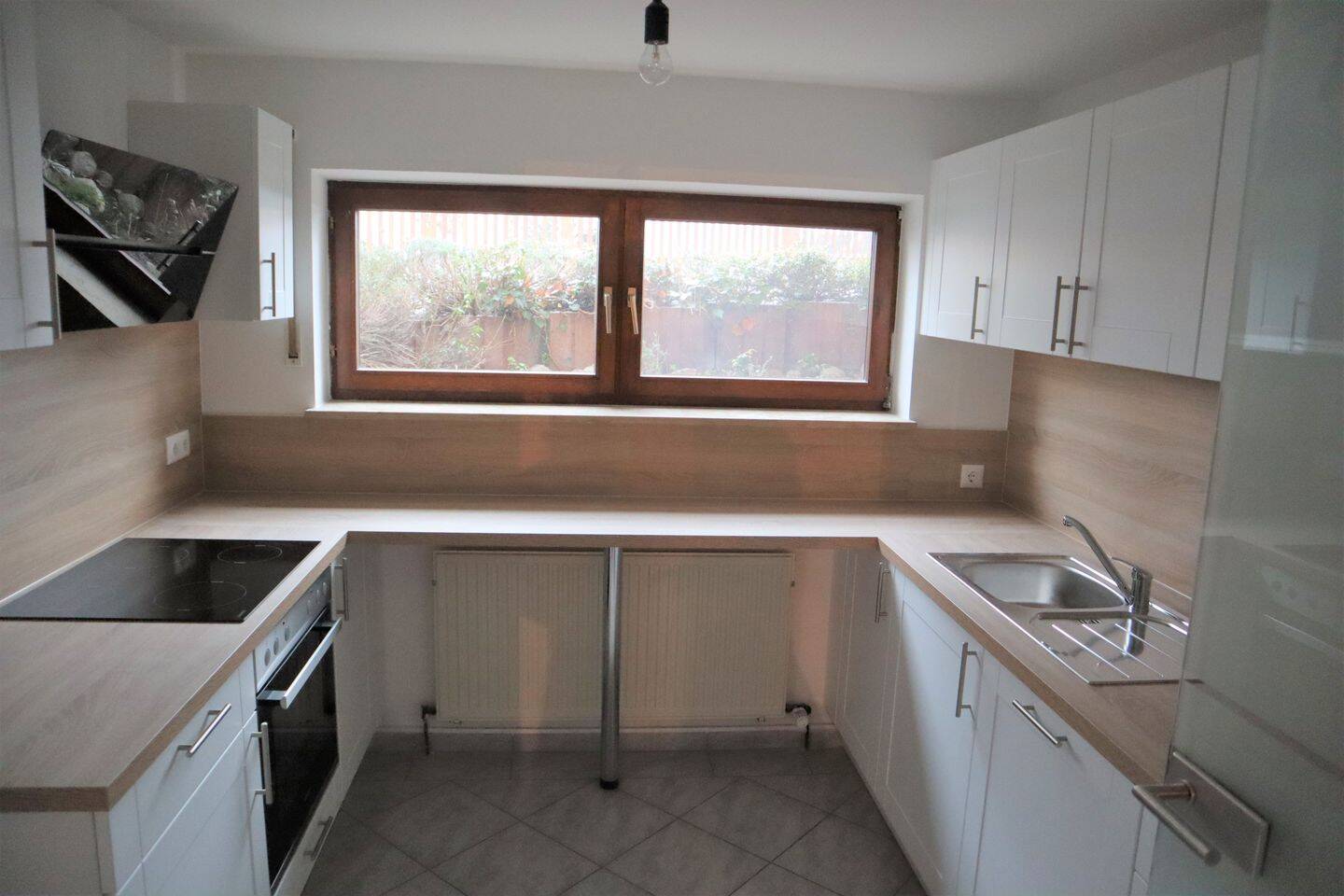 Schöne 2-Zimmer-Souterrain-Wohnung mit Garage, 91356 Kirchehrenbach