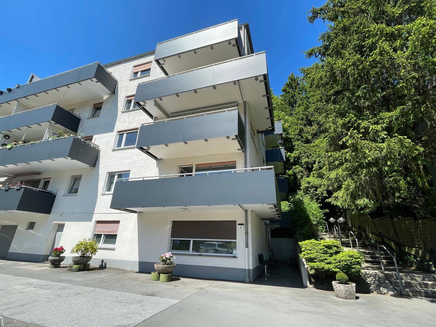 Geräumige 4-Zimmer-Eigentumswohnung mit zwei Balkonen und Gestaltungspotenzial, 58509 Lüdenscheid