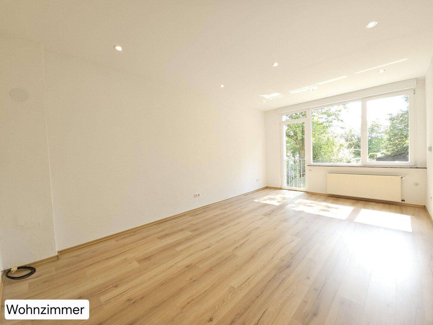 Frisch renovierte 3-Zimmer-Wohnung mit neuem Laminatboden in ruhiger & zentraler Lage, 58511 Lüdenscheid