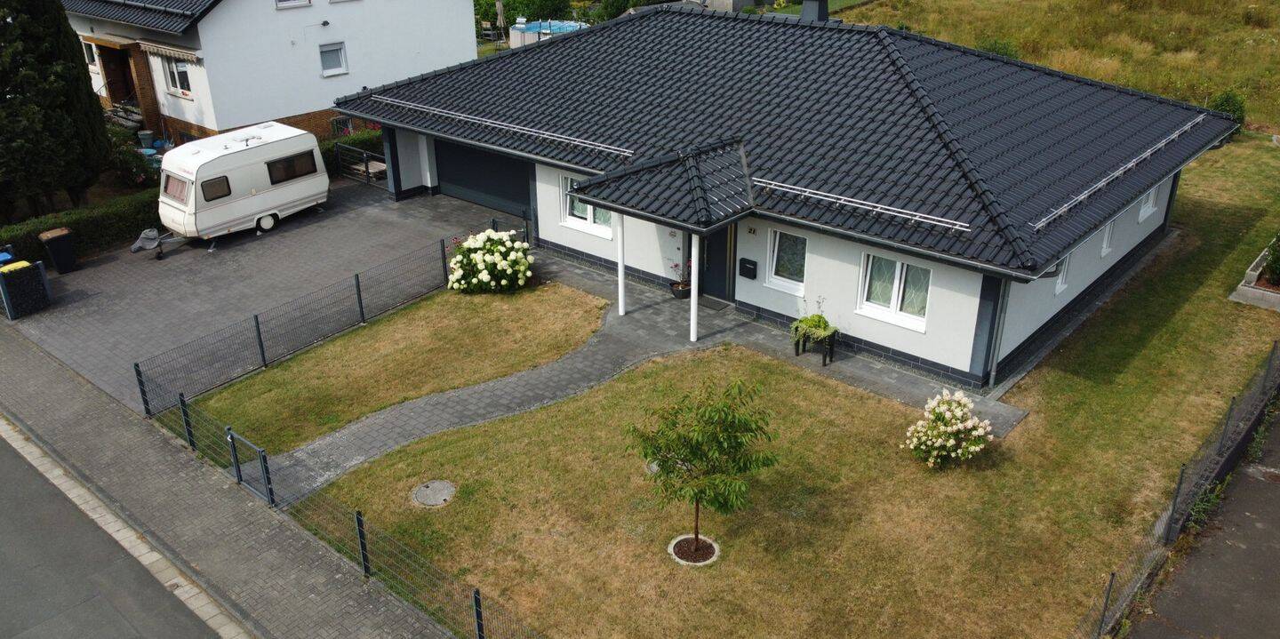 Barrierefreies Wohnen auf einer Ebene – Modernes Einfamilienhaus mit Doppelgarage | Provisionsfrei, 35716 Dietzhölztal