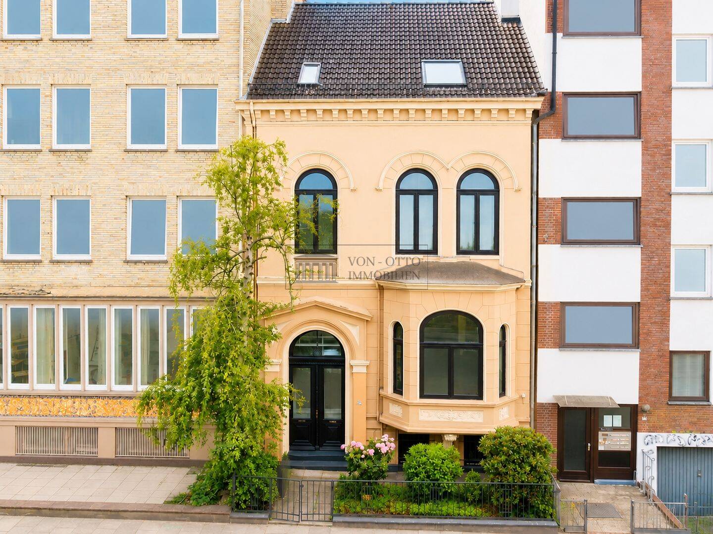 Repräsentatives Altbremer Stadthaus mit Dachterrasse in Bestlage(Gewerbe möglich), 28203 Bremen (Fesenfeld Ostertor Steintor)