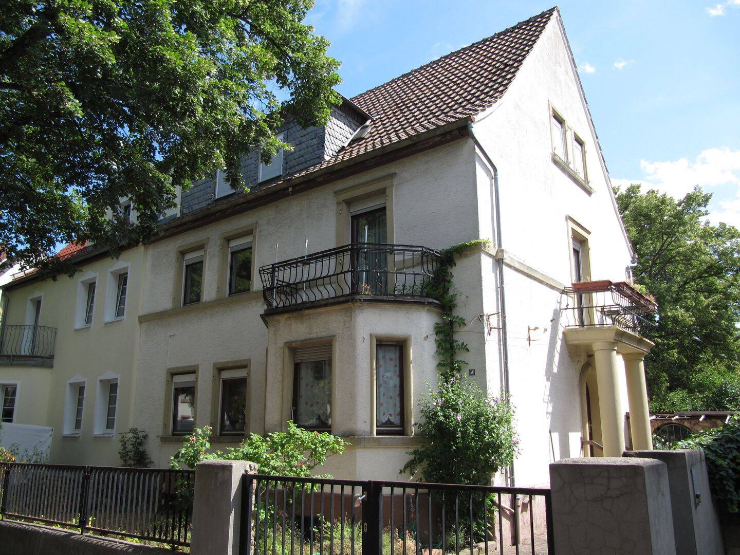 Charmantes Ein oder Zweifamilienhaus in Zentrumsnähe, 67433 Neustadt an der Weinstraße (Haardt Lachen-Speyerdorf Neustadt-Stadt)