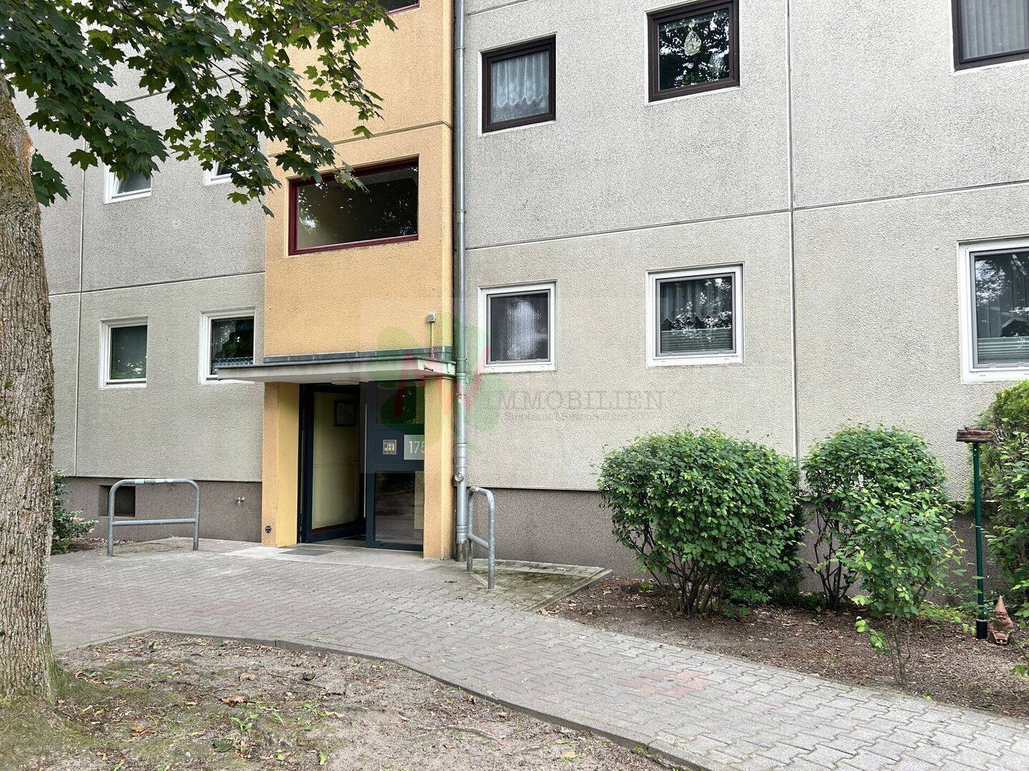 Gemütliche 2-Zimmer-Wohnung mit optimalem Grundriss in Berlin-Spandau., 13589 Berlin (Spandau Falkenhagener Feld Hakenfelde Kolonie Sandwiesen Kolonie Waldessaum)