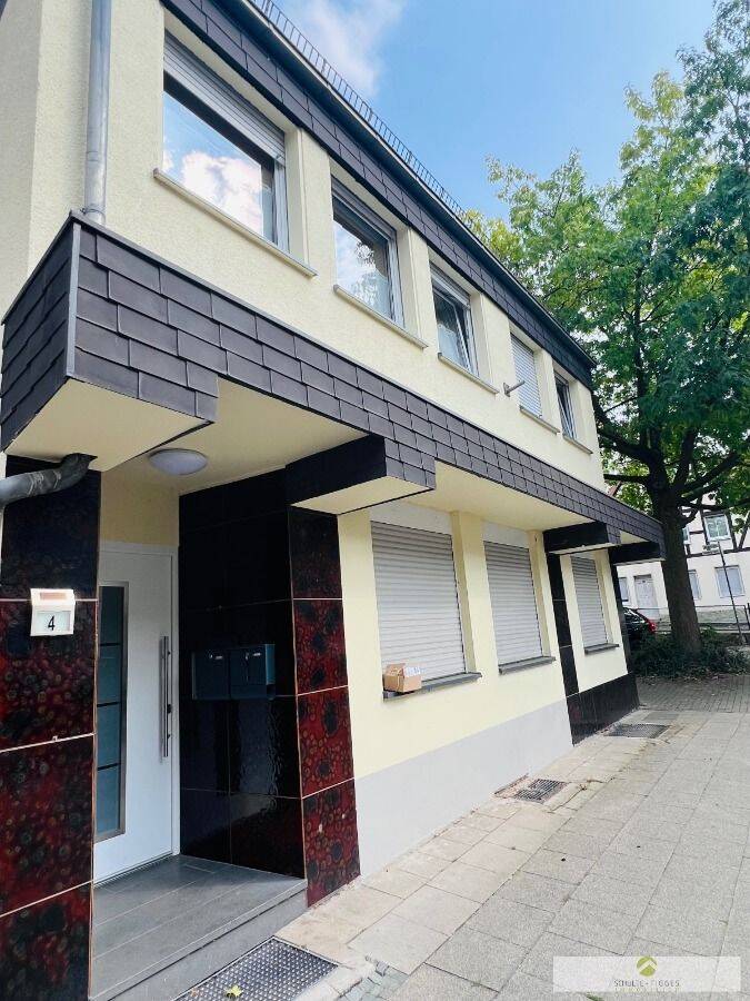 Wohnen mit Komfort in Werl: 2-Zimmer-Eigentumswohnung mit Gäste-WC, Einbauküche und Stellplatz, 59457 Werl