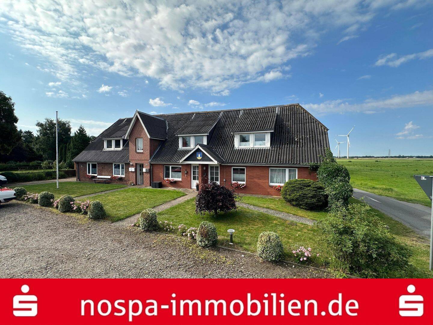 Renditestarkes Mehrfamilienhaus mit Entwicklungsperspektive in Klixbüll, 25899 Klixbüll